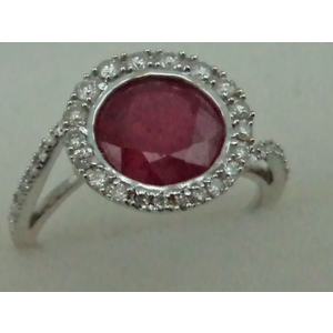 10 Karat White Gold Diamond Ring With Round  Ruby Stone