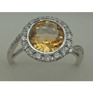 10 Karat White Gold Diamond Ring With Round Citrene Stone
