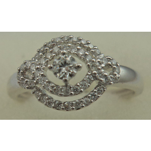 18 Karat White Gold with 0.28 Carat Diamond Ladies Fancy Ring