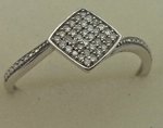 18 Karat White Gold with 0.10 Carat Diamond Kite Shaped Shoulder Ring-diamonds-Lotus Gold