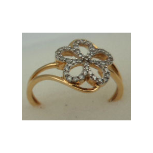 18 Karat Yellow Gold with 0.12 Carat Diamond Flower Shaped Ring 