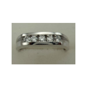 18 Karat White Gold with 0.33 Carat Diamond Gents Band