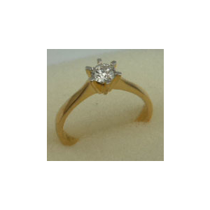 10 Karat Yellow Gold with 0.35 Carat Diamond 6 Claws Solitaire Ring