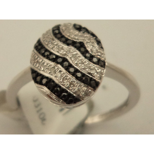 10 Karat White Gold with  0.15 Carat Diamond Oval Ring with Black Diamonds 