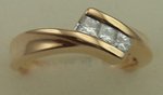 9 Karat Yellow Gold with 0.28 Carat Diamond Princess Cut Twsited Band-diamonds-Lotus Gold