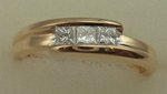 9 Karat Yellow Gold with 0.23 Carat Diamond Princess Cut Twsited Band-diamonds-Lotus Gold