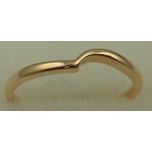 9 Karat Yellow Gold Plain Curve Band