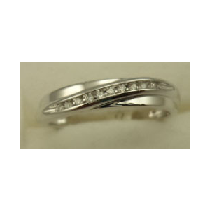 10 Karat White Gold with 0.06 Carat Diamond Fancy Band 