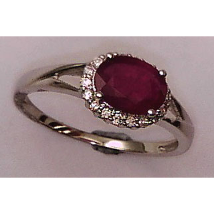 10 Karat White Gold 4 Claws Diamond Ring with Oval Shaped Ruby