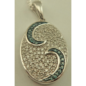 925 Sterling Silver Oval Pendant with 0.40 Carat Blue Diamonds