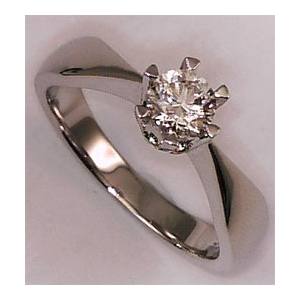 18 Karat White Gold with 0.50 Carat Diamond 6 Claws Solitaire Ring