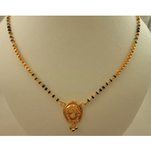 22 Karat Gold Mangalsutra with Gheru Polished Pendant