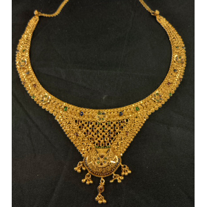 22 Karat Filigree Meenakari Triangle 